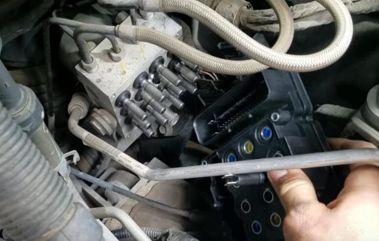 How to Repair C2200 Code ABS Lights On for Dodge&Chrysler – The Blog of ...